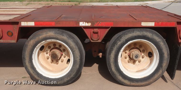 image for item HT9610 2008 Nuttall 235LB drop deck equipment trailer