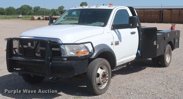 image for item HT9626 2011 Dodge Ram 5500HD  flatbed truck