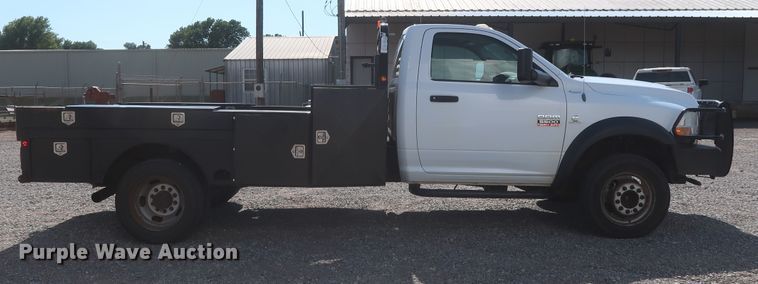 image for item HT9626 2011 Dodge Ram 5500HD  flatbed truck