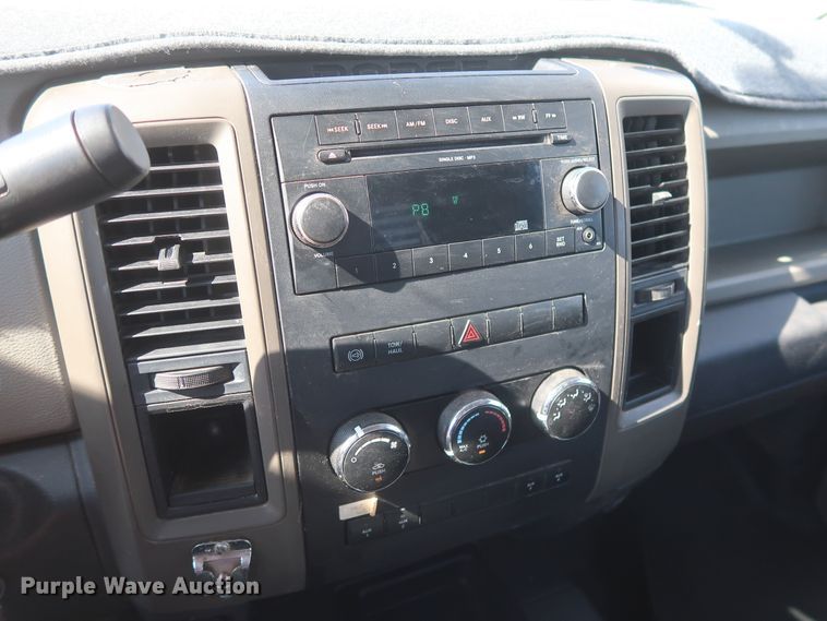 image for item HT9626 2011 Dodge Ram 5500HD  flatbed truck