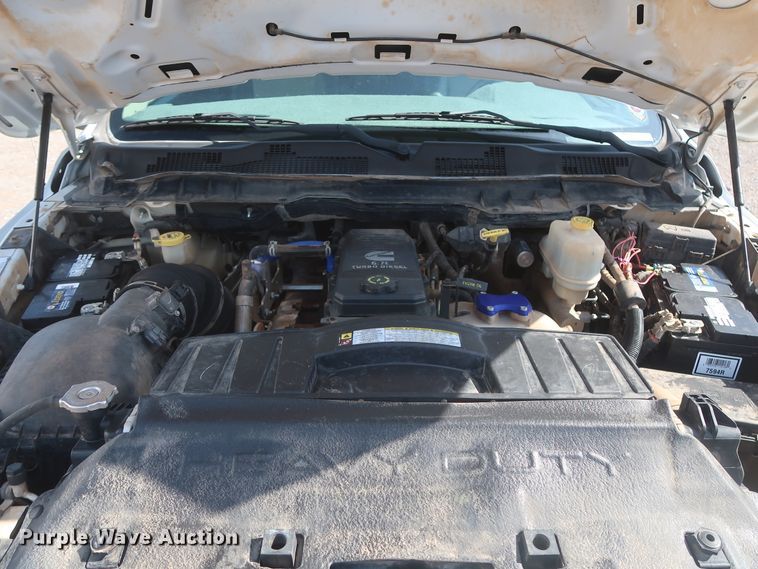 image for item HT9626 2011 Dodge Ram 5500HD  flatbed truck