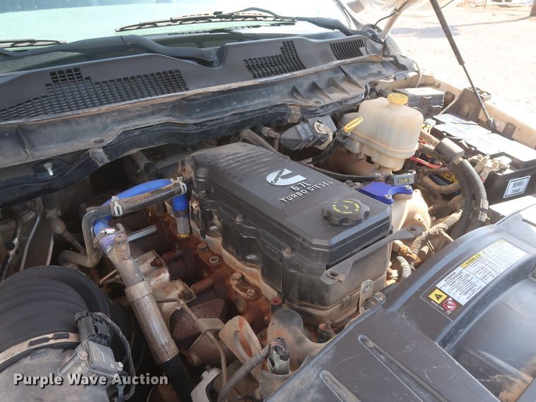 image for item HT9626 2011 Dodge Ram 5500HD  flatbed truck