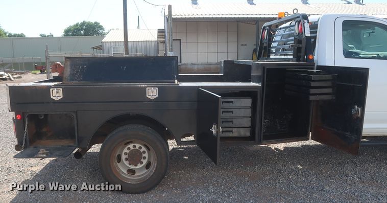 image for item HT9626 2011 Dodge Ram 5500HD  flatbed truck