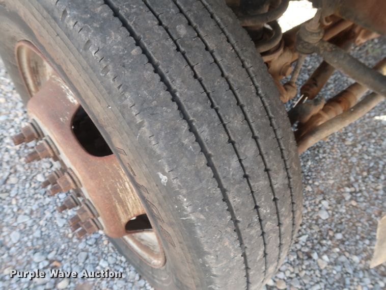 image for item HT9626 2011 Dodge Ram 5500HD  flatbed truck