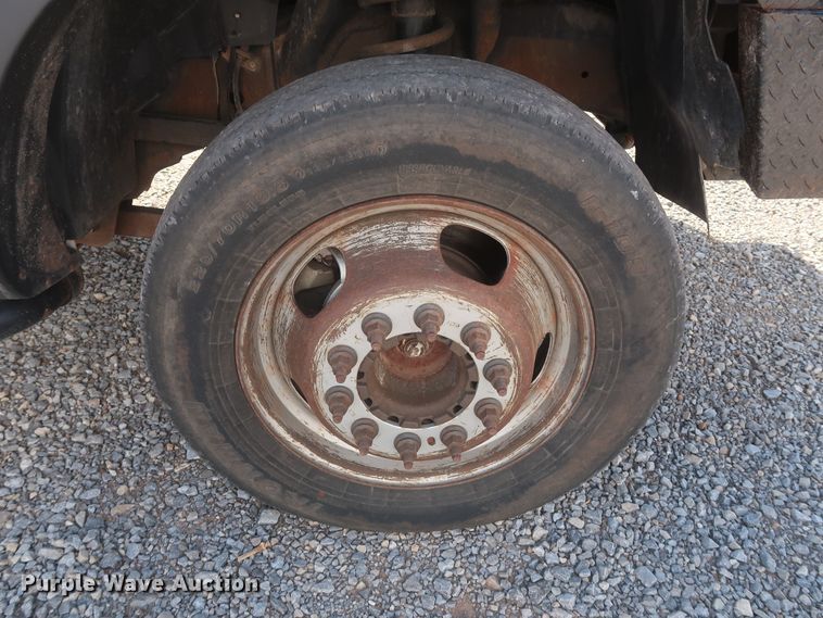 image for item HT9626 2011 Dodge Ram 5500HD  flatbed truck