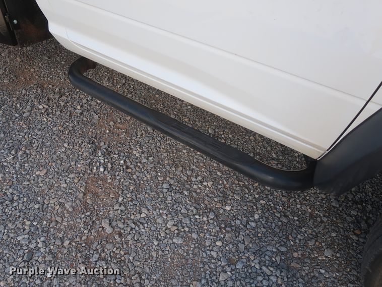 image for item HT9626 2011 Dodge Ram 5500HD  flatbed truck