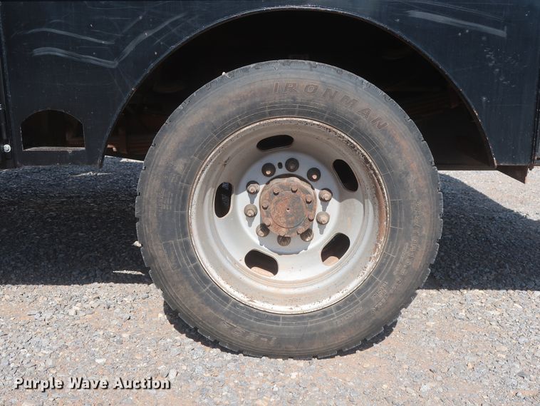 image for item HT9626 2011 Dodge Ram 5500HD  flatbed truck