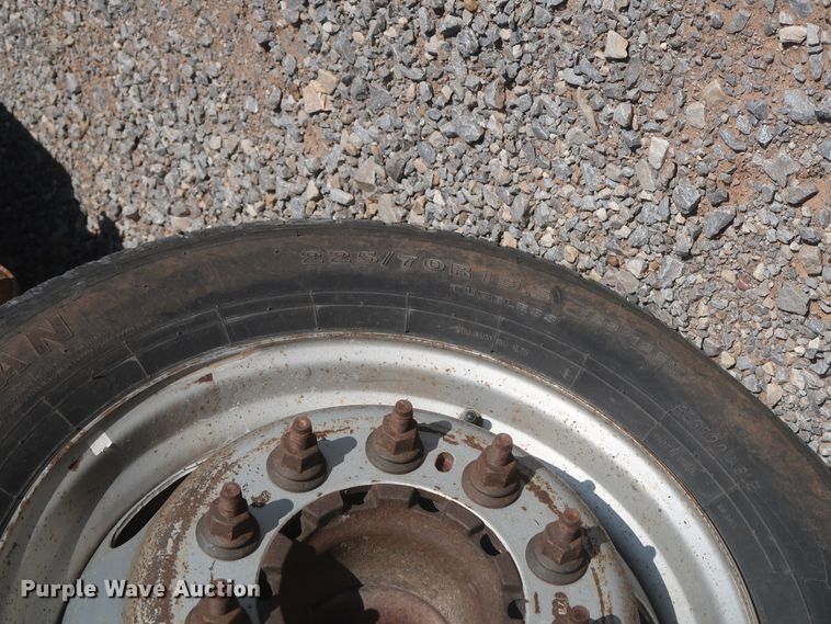 image for item HT9626 2011 Dodge Ram 5500HD  flatbed truck