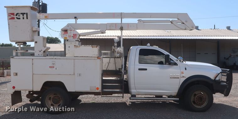 image for item HT9627 2015 Dodge Ram 5500HD  bucket truck