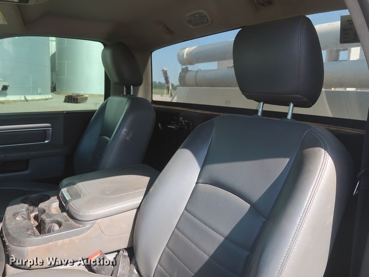 image for item HT9627 2015 Dodge Ram 5500HD  bucket truck