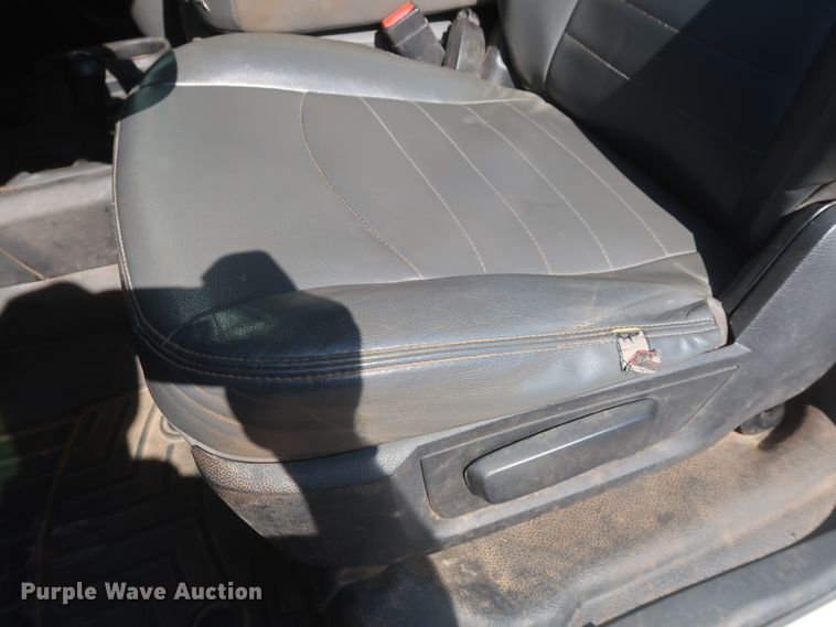 image for item HT9627 2015 Dodge Ram 5500HD  bucket truck