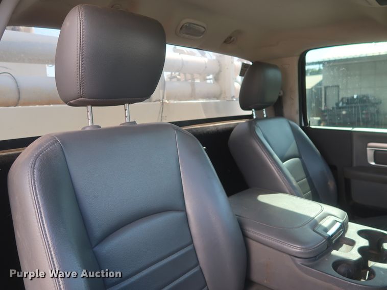 image for item HT9627 2015 Dodge Ram 5500HD  bucket truck