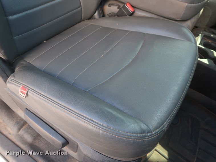 image for item HT9627 2015 Dodge Ram 5500HD  bucket truck