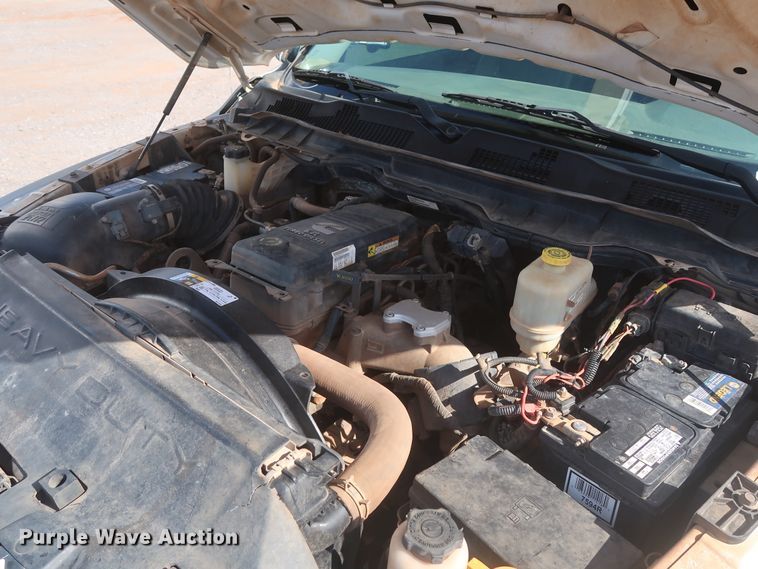 image for item HT9627 2015 Dodge Ram 5500HD  bucket truck