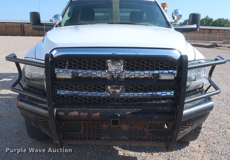 image for item HT9627 2015 Dodge Ram 5500HD  bucket truck