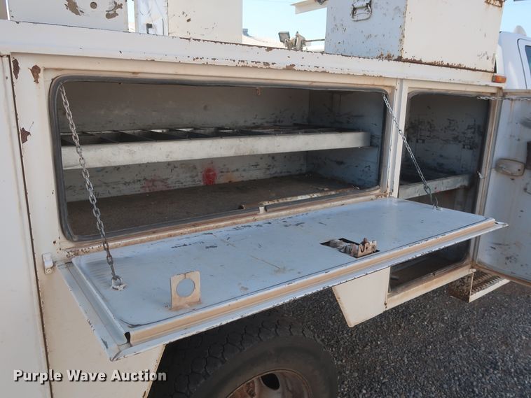 image for item HT9627 2015 Dodge Ram 5500HD  bucket truck