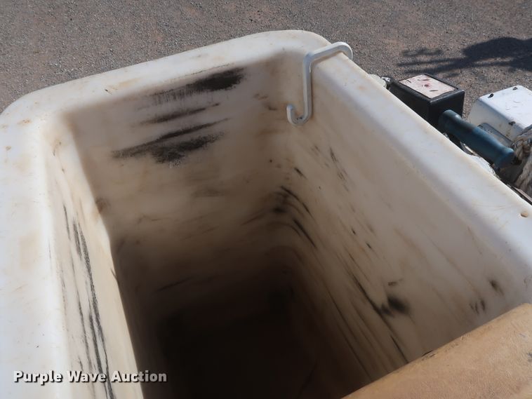 image for item HT9627 2015 Dodge Ram 5500HD  bucket truck