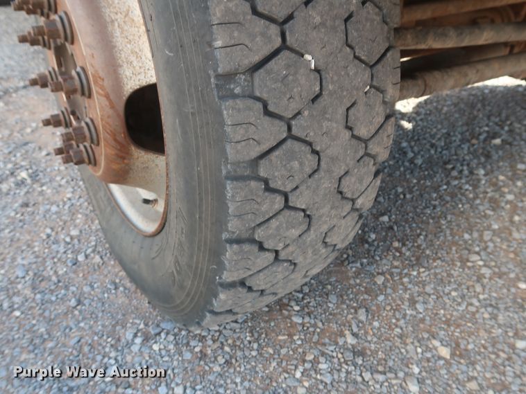 image for item HT9627 2015 Dodge Ram 5500HD  bucket truck