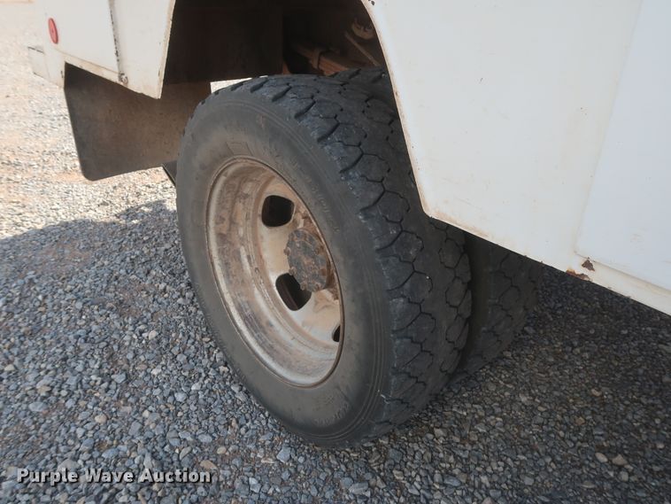 image for item HT9627 2015 Dodge Ram 5500HD  bucket truck