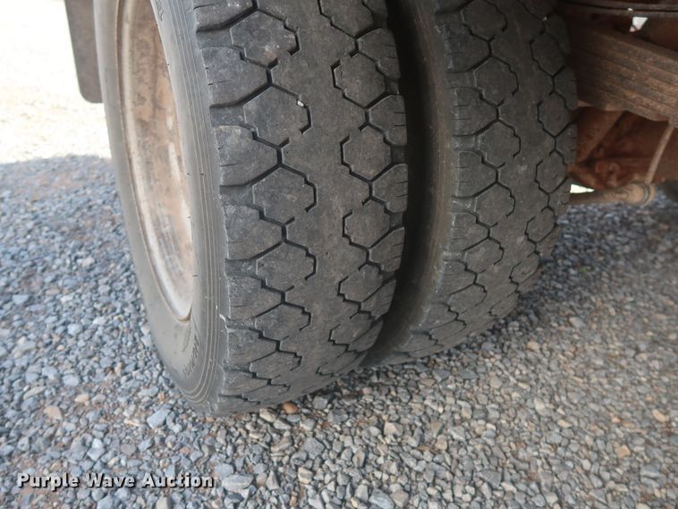 image for item HT9627 2015 Dodge Ram 5500HD  bucket truck