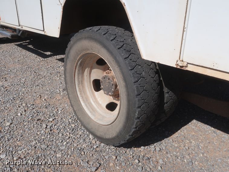 image for item HT9627 2015 Dodge Ram 5500HD  bucket truck