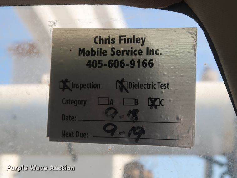 image for item HT9627 2015 Dodge Ram 5500HD  bucket truck