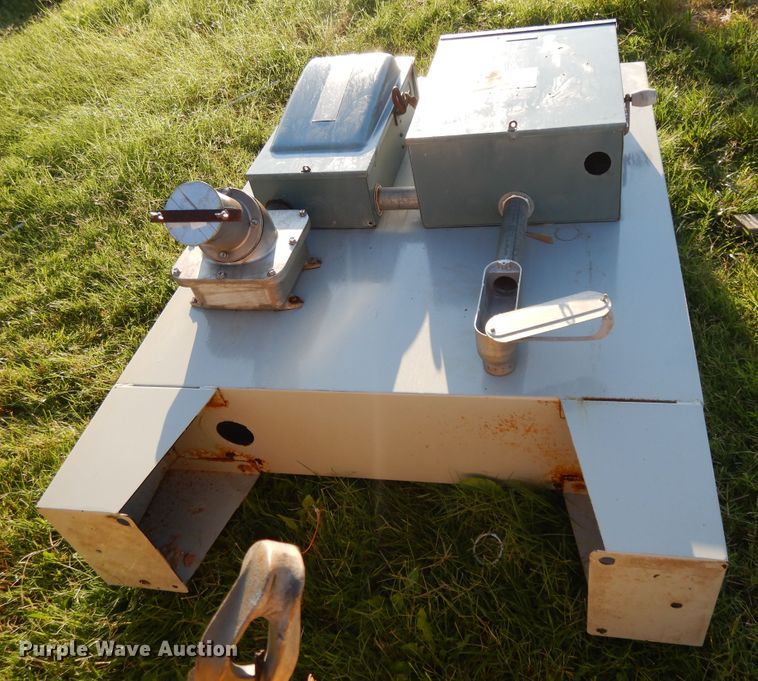 image for item DF5183 Service disconnect box