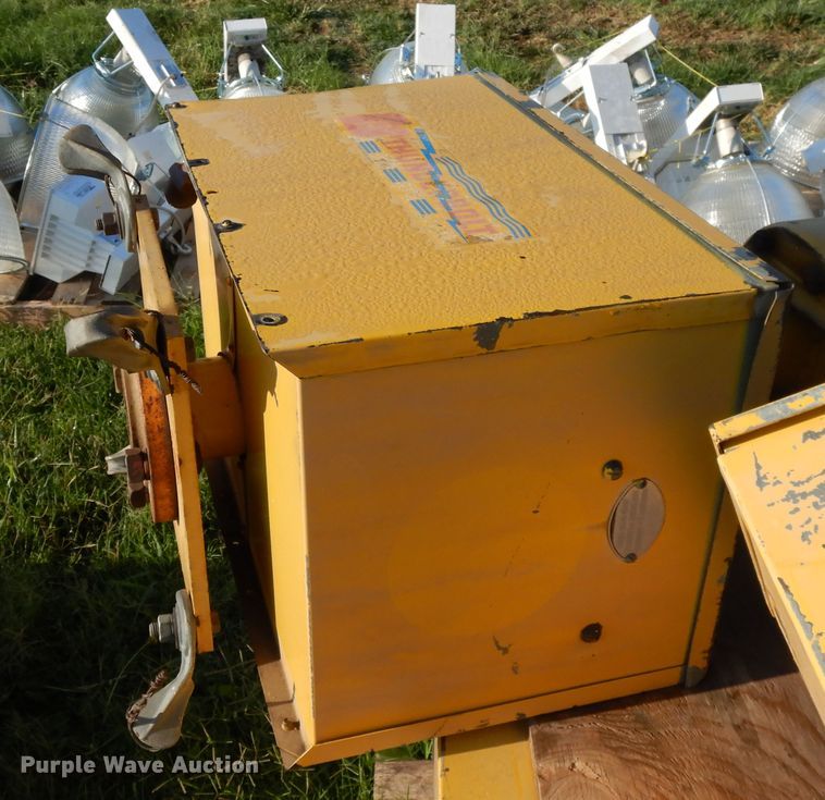 image for item DF5184 Thunderbolt RCM1A tornado siren