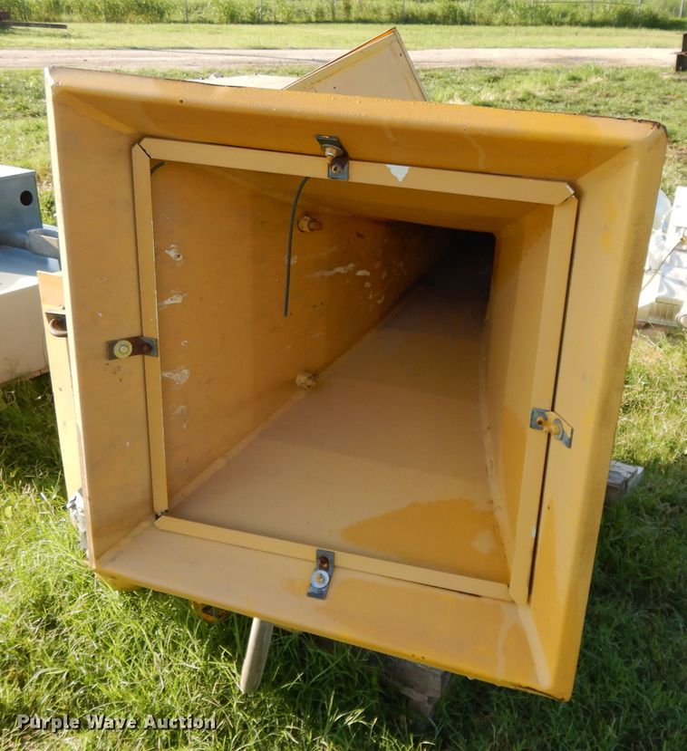 image for item DF5184 Thunderbolt RCM1A tornado siren