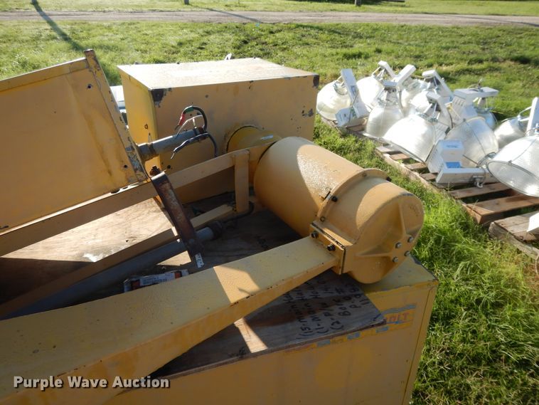 image for item DF5184 Thunderbolt RCM1A tornado siren