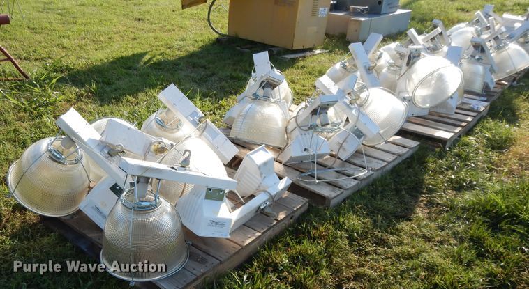 image for item DF5186 (15) light fixtures