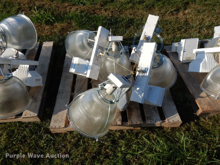 image for item DF5186 (15) light fixtures