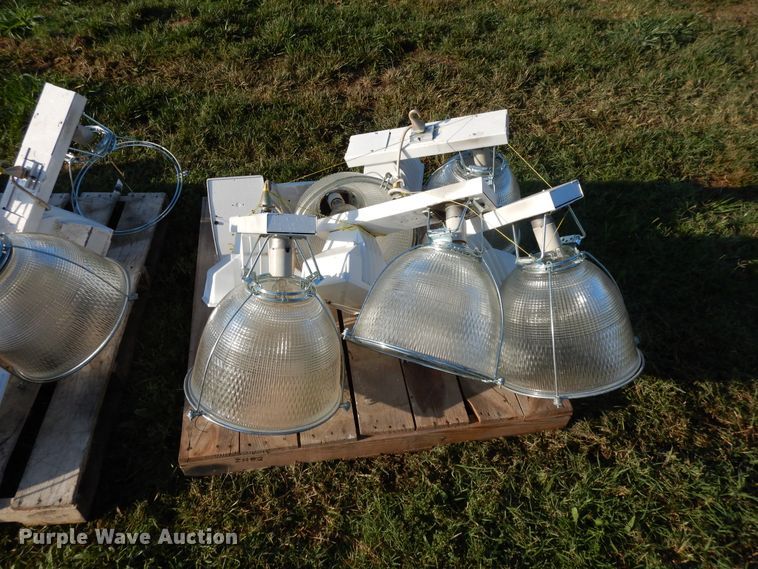 image for item DF5186 (15) light fixtures