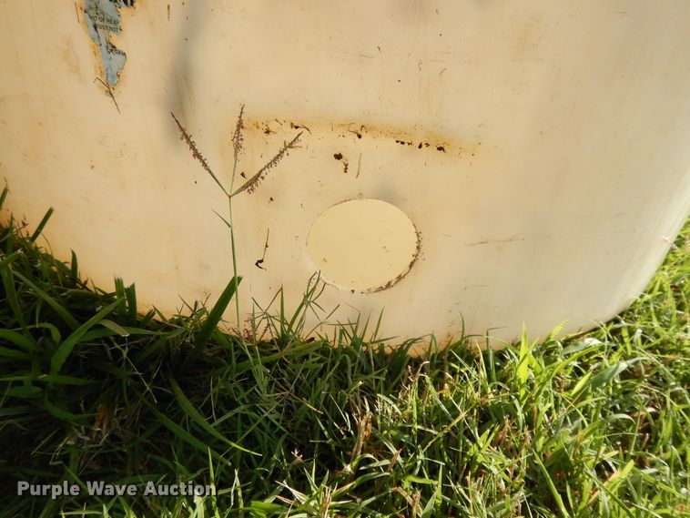 image for item DF5190 Poly tank