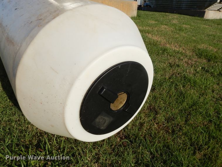 image for item DF5190 Poly tank