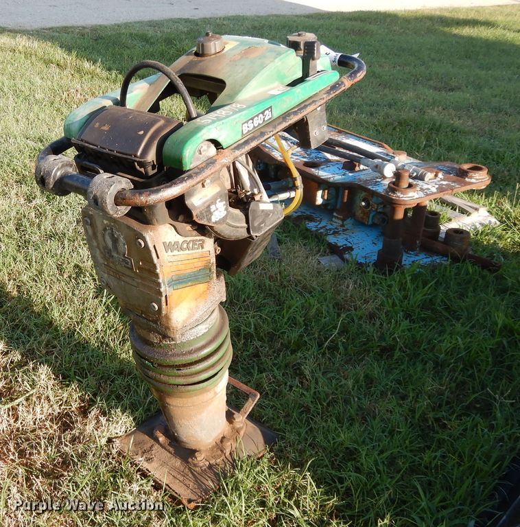 image for item DF5193 Wacker B560-2I compactor