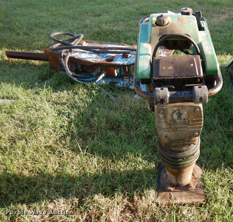 image for item DF5193 Wacker B560-2I compactor