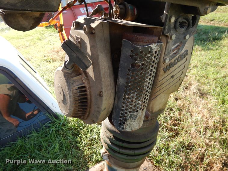 image for item DF5193 Wacker B560-2I compactor