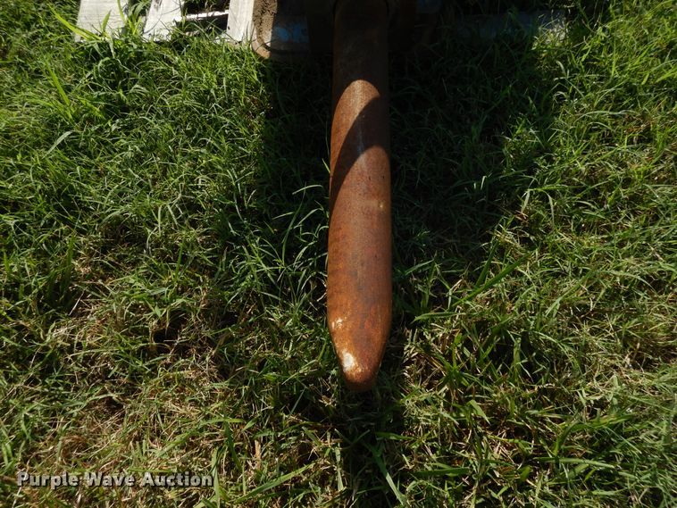 image for item DF5194 Teisaku T-305 backhoe breaker