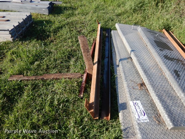 image for item DF5197 (4) diamond plate panels