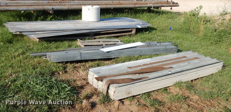 image for item DF5198 Corrugated steel roofing/siding