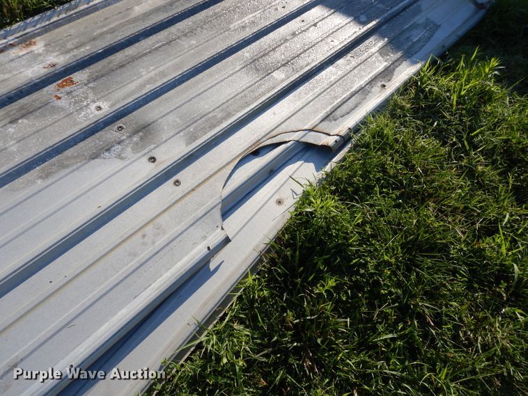 image for item DF5198 Corrugated steel roofing/siding