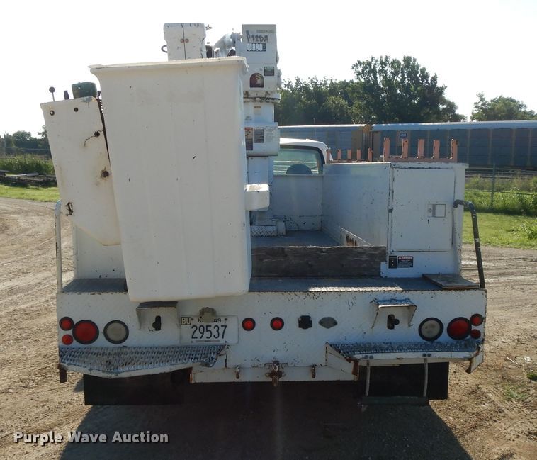 image for item DF5202 1996 Ford F450 Super Duty  bucket truck
