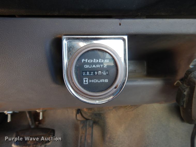 image for item DF5202 1996 Ford F450 Super Duty  bucket truck