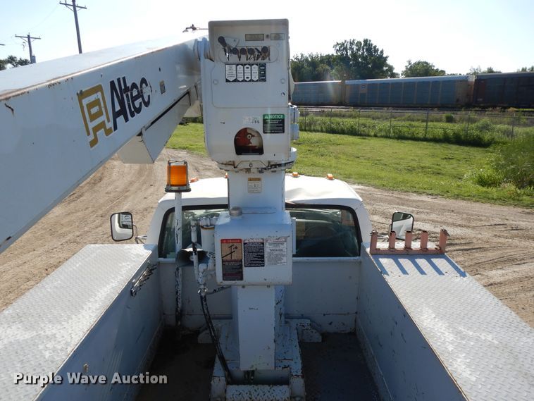 image for item DF5202 1996 Ford F450 Super Duty  bucket truck