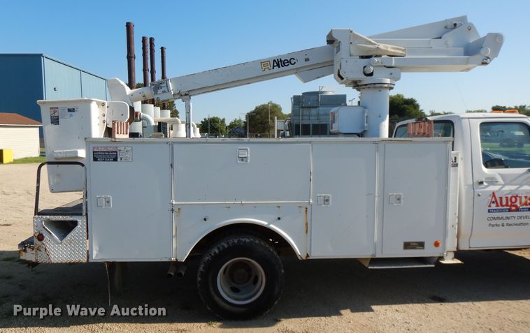 image for item DF5202 1996 Ford F450 Super Duty  bucket truck