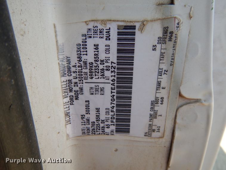 image for item DF5202 1996 Ford F450 Super Duty  bucket truck