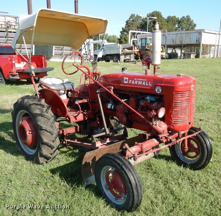 image for item DF5203 1953 Farmall Super A  tractor