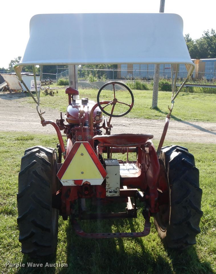 image for item DF5203 1953 Farmall Super A  tractor