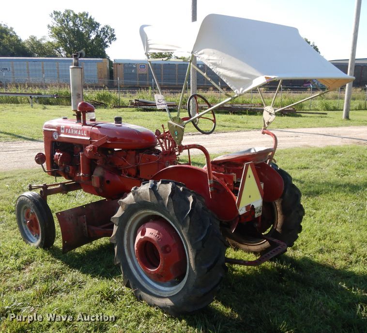 image for item DF5203 1953 Farmall Super A  tractor